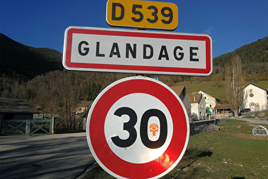 Glandage