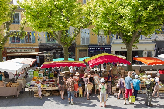 Marché de Crest