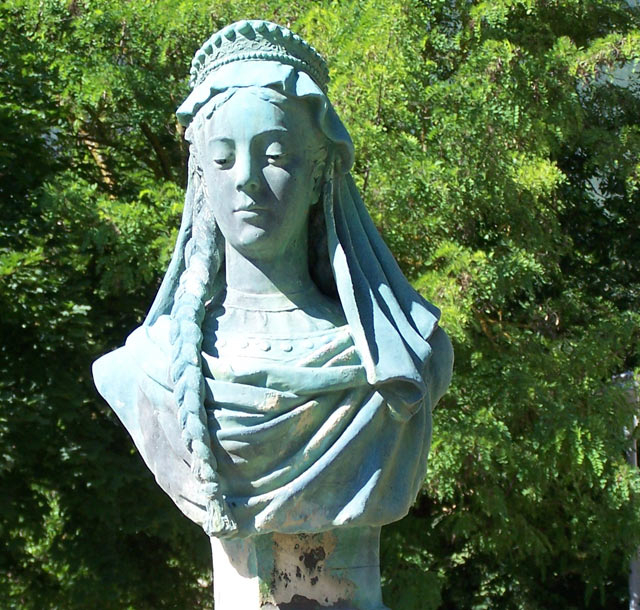 Buste de la Comtesse de Die