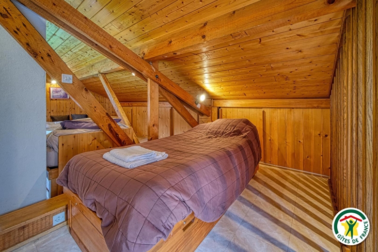 La chambre du 1er étage (5x90)