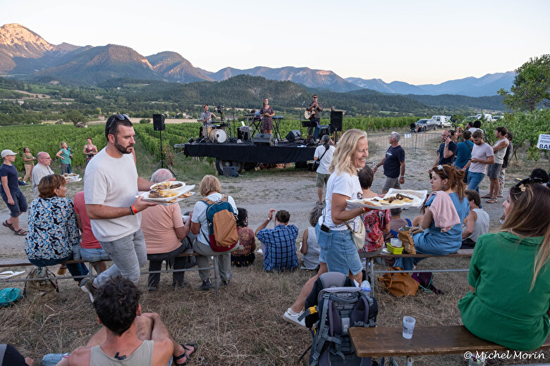 Festival Arts et Vigne 2026 - programme du jeudi 6 août et NUIT DES CABANONS