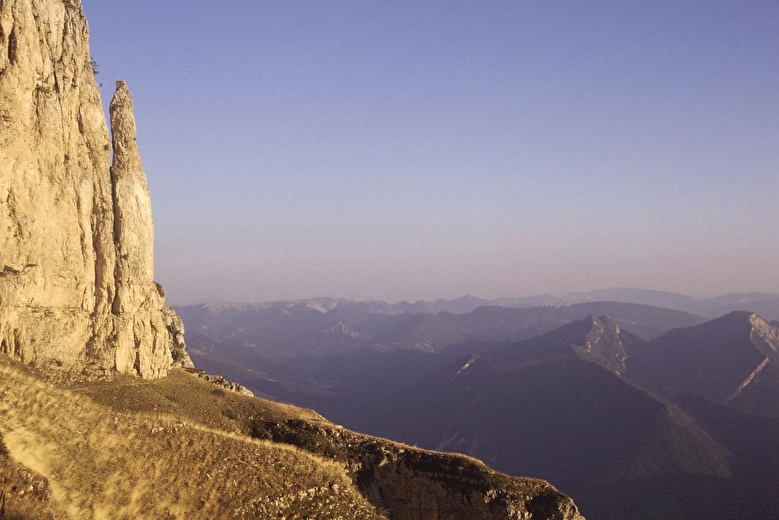 les falaises de Glandasse, à 3h de marche au dessus du gîte