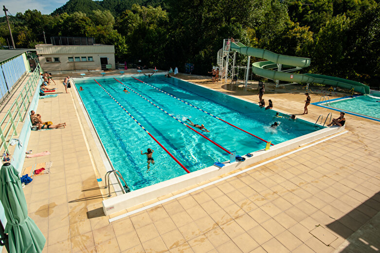 Die gemeentelijk zwembad