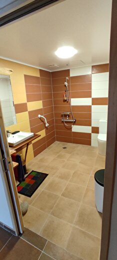 Salle de bain RDC PMR