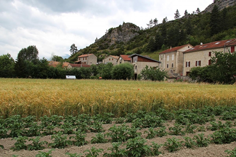 Village de Boulc en Diois.