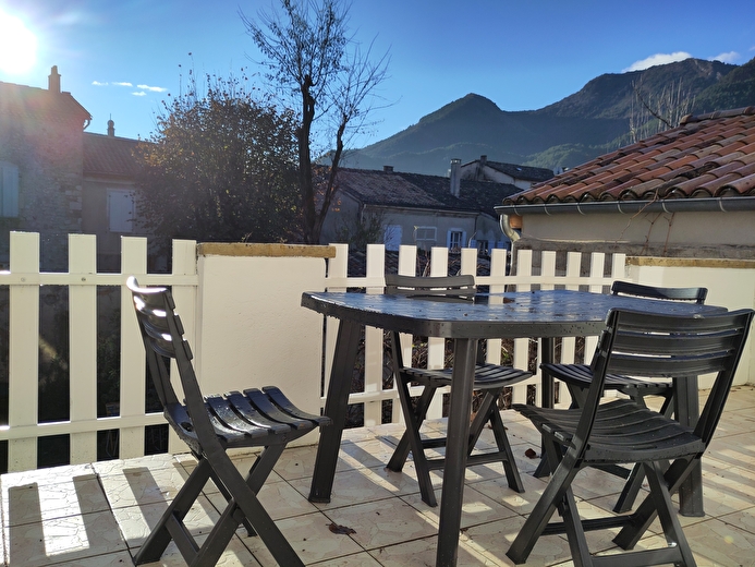Terrasse avec vue montagne