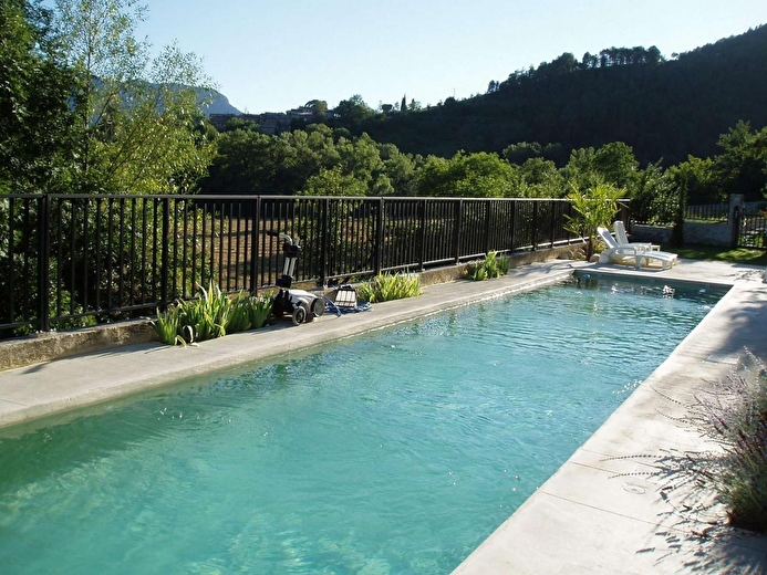 Une piscine naturelle à l'oxygène actif