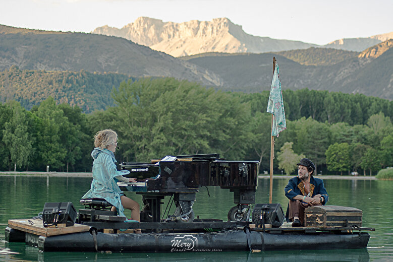 Spectacle sur l'eau - Marinero - Le pianO du lac