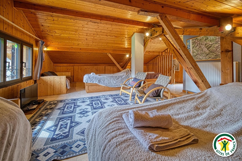 La chambre du 1er étage (5x90)