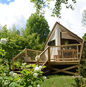 Tente lodge confort extérieure