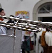 Vogue et fanfare