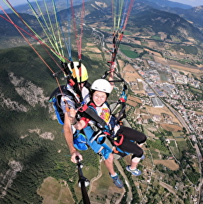 Biplace au dessus du Claps