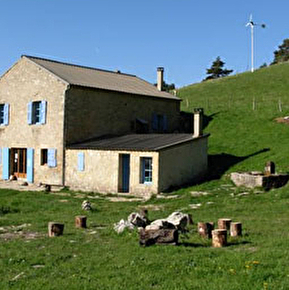 Gîte-refuge d'alpage La Tour de Borne