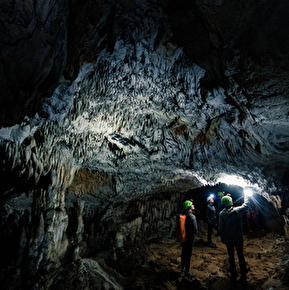 Caving with Accent Spéléo